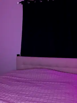 MelSaunders online show from 10-17-25, 02:37