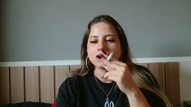 Snapshot of 520_Loirex_741 chatting on 12-22-24, 10:06 520 Loirex 741 online show from 12-22-24, 10:06