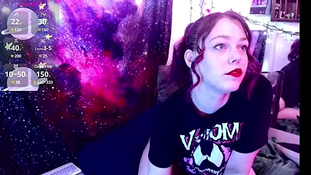 Snapshot of EverlyEster chatting on 02-02-25, 07:41 EverlyEster online show from 02-02-25, 07:41