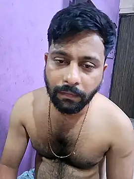 Snapshot of GlassBarge9 chatting on 03-04-25, 07:11 GlassBarge9 online show from 03-04-25, 07:11