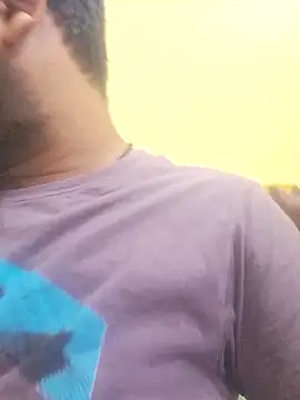 Snapshot of GlassBarge9 chatting on 02-10-26, 03:49 GlassBarge9 online show from 02-10-26, 03:49