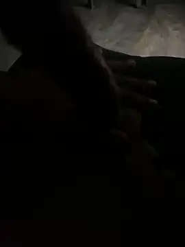 Snapshot of Gvngdvbbs chatting on 11-15-25, 07:43 Gvngdvbbs online show from 11-15-25, 07:43