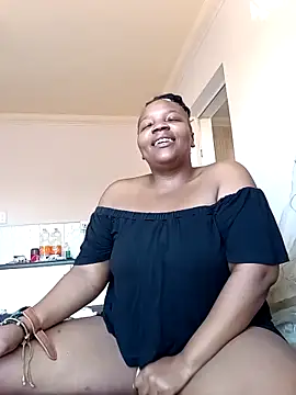 Snapshot of ThaBundaa chatting on 02-26-26, 06:12 ThaBundaa online show from 02-26-26, 06:12