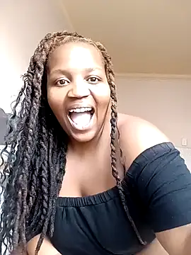 Snapshot of ThaBundaa chatting on 03-08-26, 01:48 ThaBundaa online show from 03-08-26, 01:48