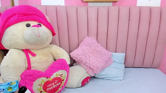 ISABELLA 020 online show from 12-01-25, 12:21