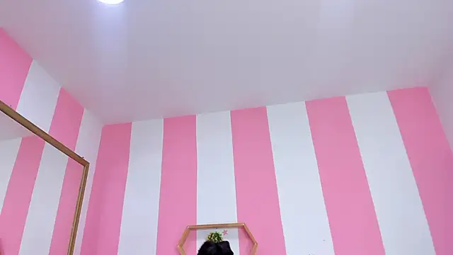 Snapshot of ISABELLA_020 chatting on 05-15-26, 11:50 ISABELLA 020 online show from 05-15-26, 11:50