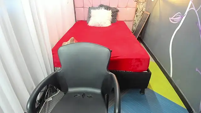 EmmaaEvans  online show from 01-20-25, 12:07