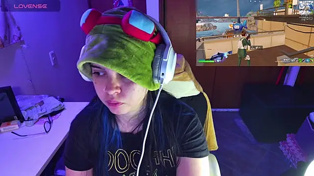 Vallolet Spencer online show from 12-30-24, 01:48