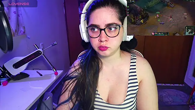 Vallolet Spencer online show from 02-06-25, 12:11