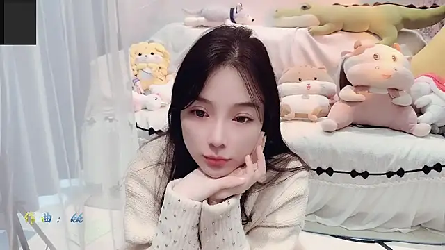 Snapshot of AKiKi711 chatting on 10-11-25, 04:55 AKiKi711 online show from 10-11-25, 04:55