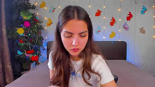 Milana Crystal  online show from 04-27-26, 12:36