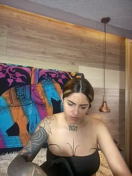 Cori Paige online show from 06-17-26, 04:15
