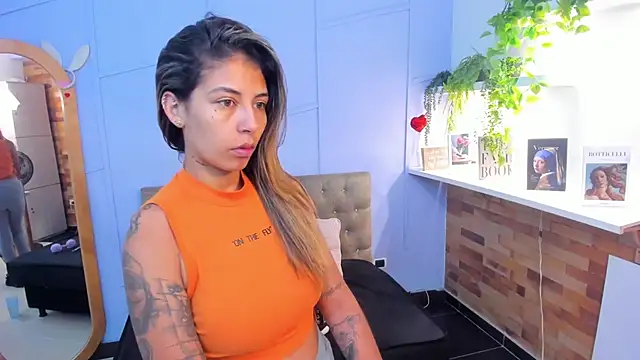 Georgina-coule online show from 01-13-26, 01:49