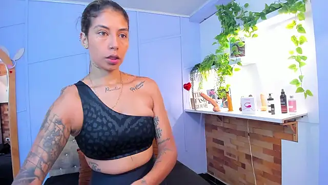 Georgina-coule online show from 01-14-26, 02:23