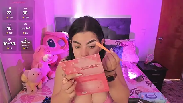 Kylie2211 online show from 02-04-26, 02:12