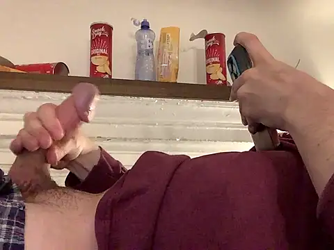 Snapshot of Hebrewhammers42 chatting on 12-11-24, 10:06 Hebrewhammers42 online show from 12-11-24, 10:06