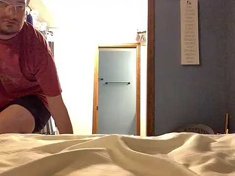 Snapshot of Hebrewhammers42 chatting on 03-10-25, 05:00 Hebrewhammers42 online show from 03-10-25, 05:00