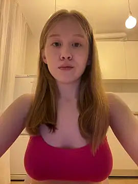 Snapshot of Eva_Weyne chatting on 05-21-26, 06:04 Eva Weyne online show from 05-21-26, 06:04
