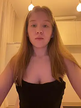Snapshot of Eva_Weyne chatting on 06-07-26, 09:29 Eva Weyne online show from 06-07-26, 09:29