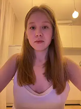 Snapshot of Eva_Weyne chatting on 07-01-26, 10:09 Eva Weyne online show from 07-01-26, 10:09