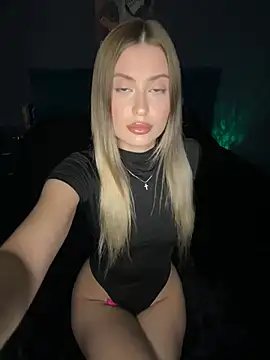 Sweet  Milly online show from 12-16-24, 02:38