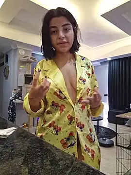 Snapshot of Esmertarcinim chatting on 11-11-25, 11:21 Esmertarcinim online show from 11-11-25, 11:21