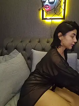 Snapshot of Esmertarcinim chatting on 01-12-26, 03:28 Esmertarcinim online show from 01-12-26, 03:28