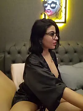 Snapshot of Esmertarcinim chatting on 03-28-26, 03:22 Esmertarcinim online show from 03-28-26, 03:22