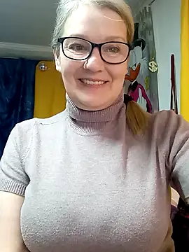 irinamaux online show from 03-17-26, 03:44