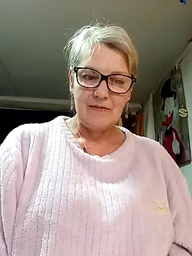 irinamaux online show from 04-20-26, 11:28