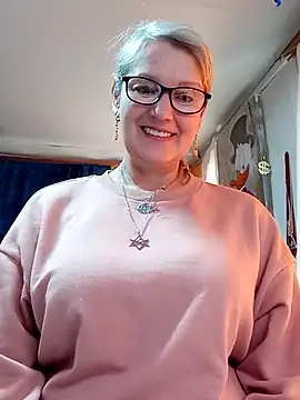 irinamaux online show from 04-24-26, 07:00