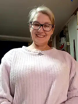 irinamaux online show from 04-24-26, 07:05