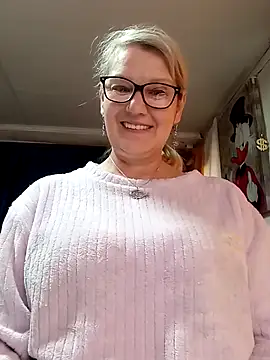 irinamaux online show from 04-25-26, 08:50