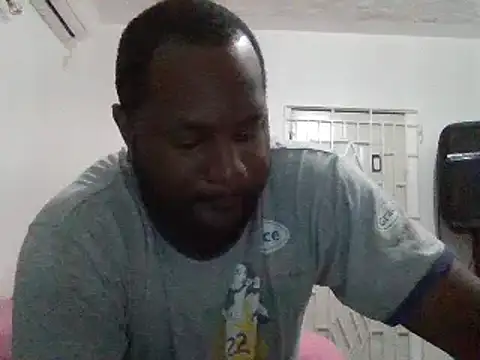 Snapshot of Bighood_T chatting on 01-30-25, 02:38 Bighood T online show from 01-30-25, 02:38