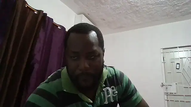 Snapshot of Bighood_T chatting on 10-08-25, 12:41 Bighood T online show from 10-08-25, 12:41