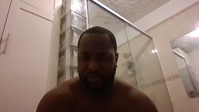 Snapshot of Bighood_T chatting on 02-02-26, 02:54 Bighood T online show from 02-02-26, 02:54