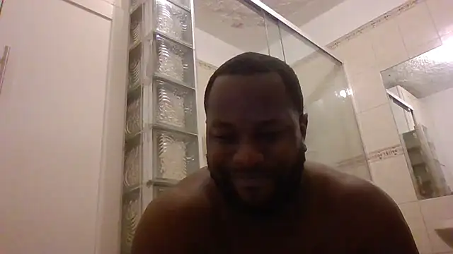 Snapshot of Bighood_T chatting on 02-05-26, 04:50 Bighood T online show from 02-05-26, 04:50