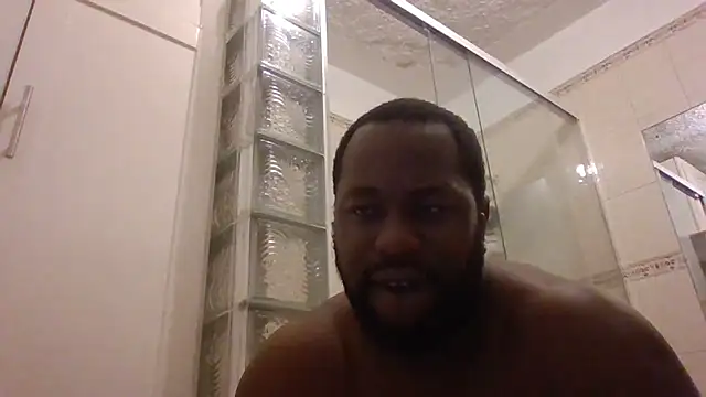 Snapshot of Bighood_T chatting on 03-11-26, 04:07 Bighood T online show from 03-11-26, 04:07