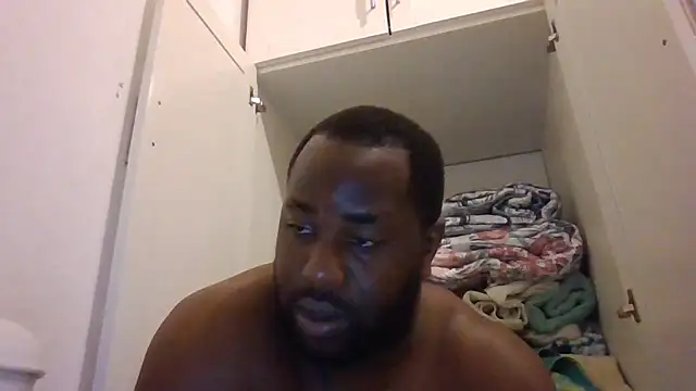 Bighood T online show from 05-08-26, 03:34