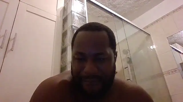 Bighood T online show from 05-21-26, 02:29