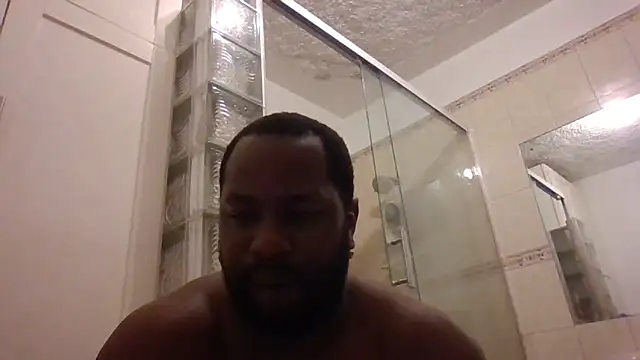 Bighood T online show from 05-26-26, 04:08