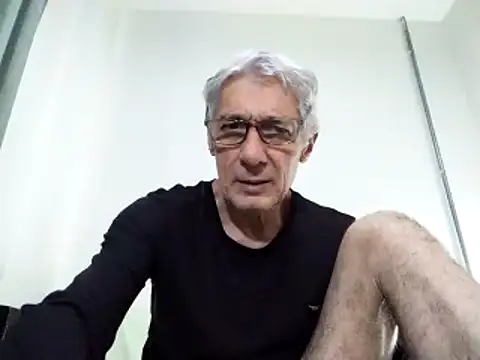 Snapshot of BIGUNCUTHARDCOCK chatting on 02-26-25, 07:20 BIGUNCUTHARDCOCK online show from 02-26-25, 07:20