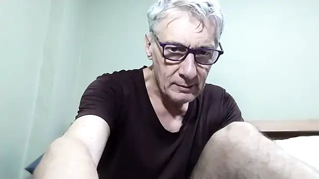 BIGUNCUTHARDCOCK online show from 11-18-25, 11:48