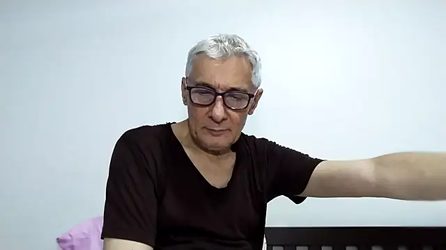 BIGUNCUTHARDCOCK online show from 04-27-26, 02:26