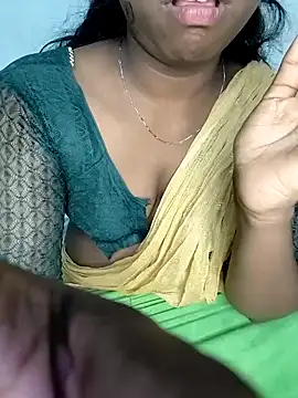 Snapshot of tamilachi4u chatting on 12-21-24, 03:09 tamilachi4u online show from 12-21-24, 03:09