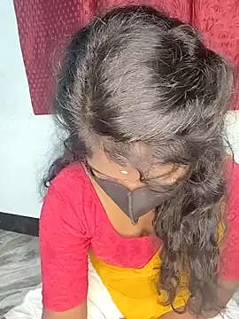 Snapshot of tamilachi4u chatting on 12-28-24, 01:06 tamilachi4u online show from 12-28-24, 01:06