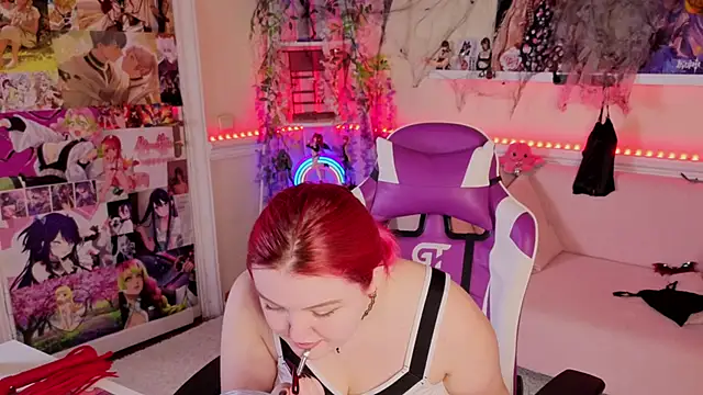 Snapshot of Unholy_Lady chatting on 10-23-25, 05:18 Unholy Lady online show from 10-23-25, 05:18