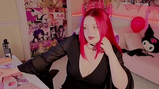 Snapshot of Unholy_Lady chatting on 10-31-25, 06:25 Unholy Lady online show from 10-31-25, 06:25