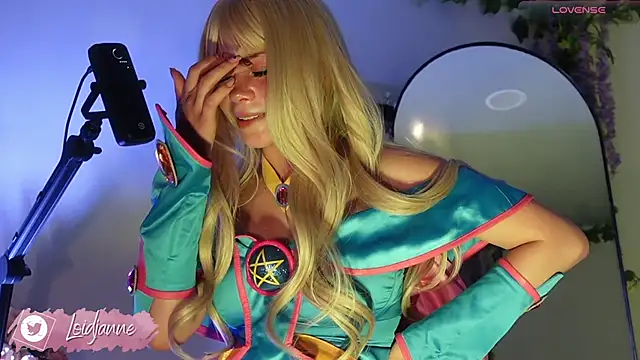 Snapshot of loIijanne chatting on 10-07-25, 03:47 loIijanne online show from 10-07-25, 03:47