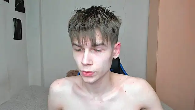 Makentoshi  online show from 02-12-25, 03:27